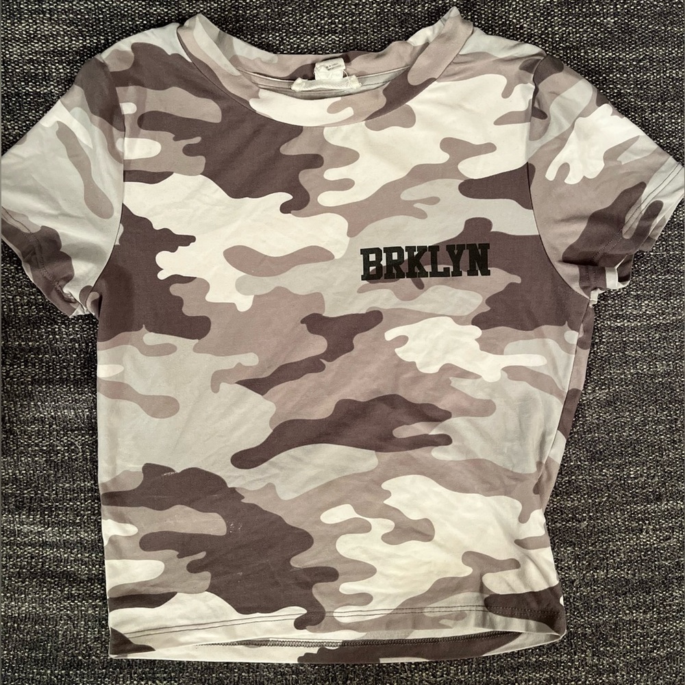Streetwear Society Gray White Camo Baby Tee Shirt Crop Top Women’s Worn Once M